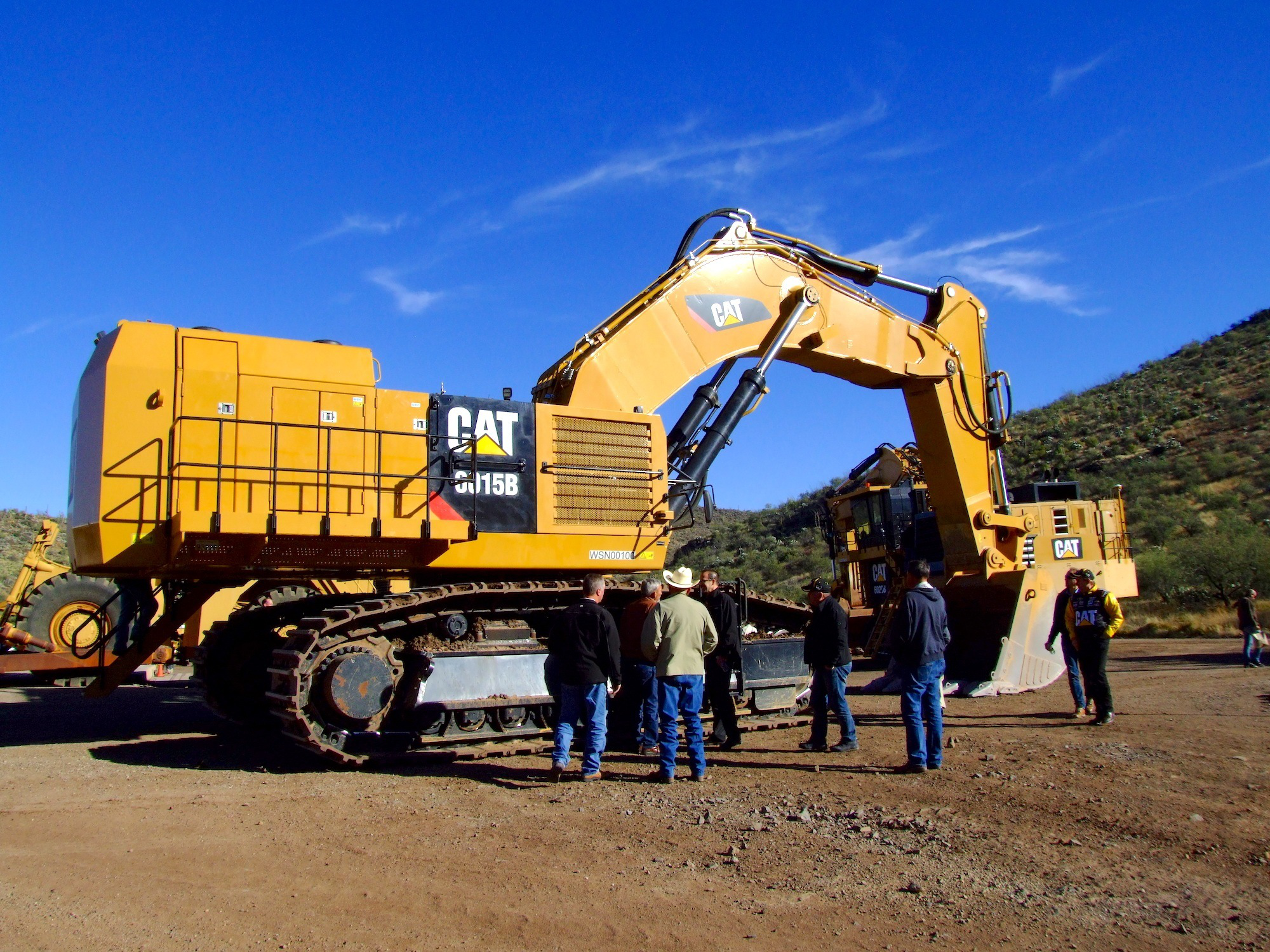 Caterpillar launches 6015B hydraulic shovel with increased power, more