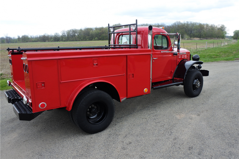 1948 dodge power wagon back and side